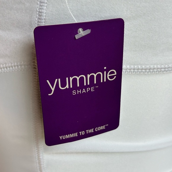 Yummie Women’s Shapewear Tank - Picture 2 of 4